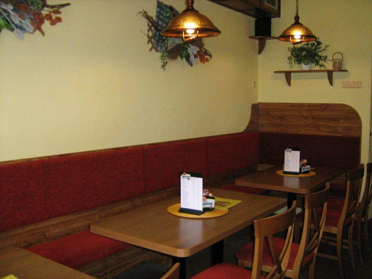 Penzion Albina - Restaurace Vysoké nad Jizerou Екстериор снимка